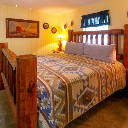 Little Bear Retreat 1 Βίλα Helen Εξωτερικό φωτογραφία