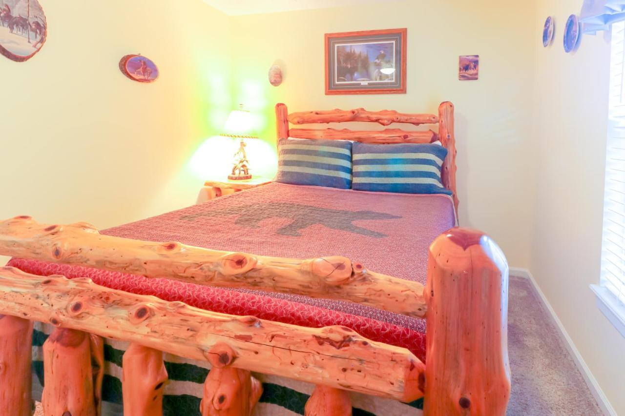 Little Bear Retreat 1 Βίλα Helen Εξωτερικό φωτογραφία